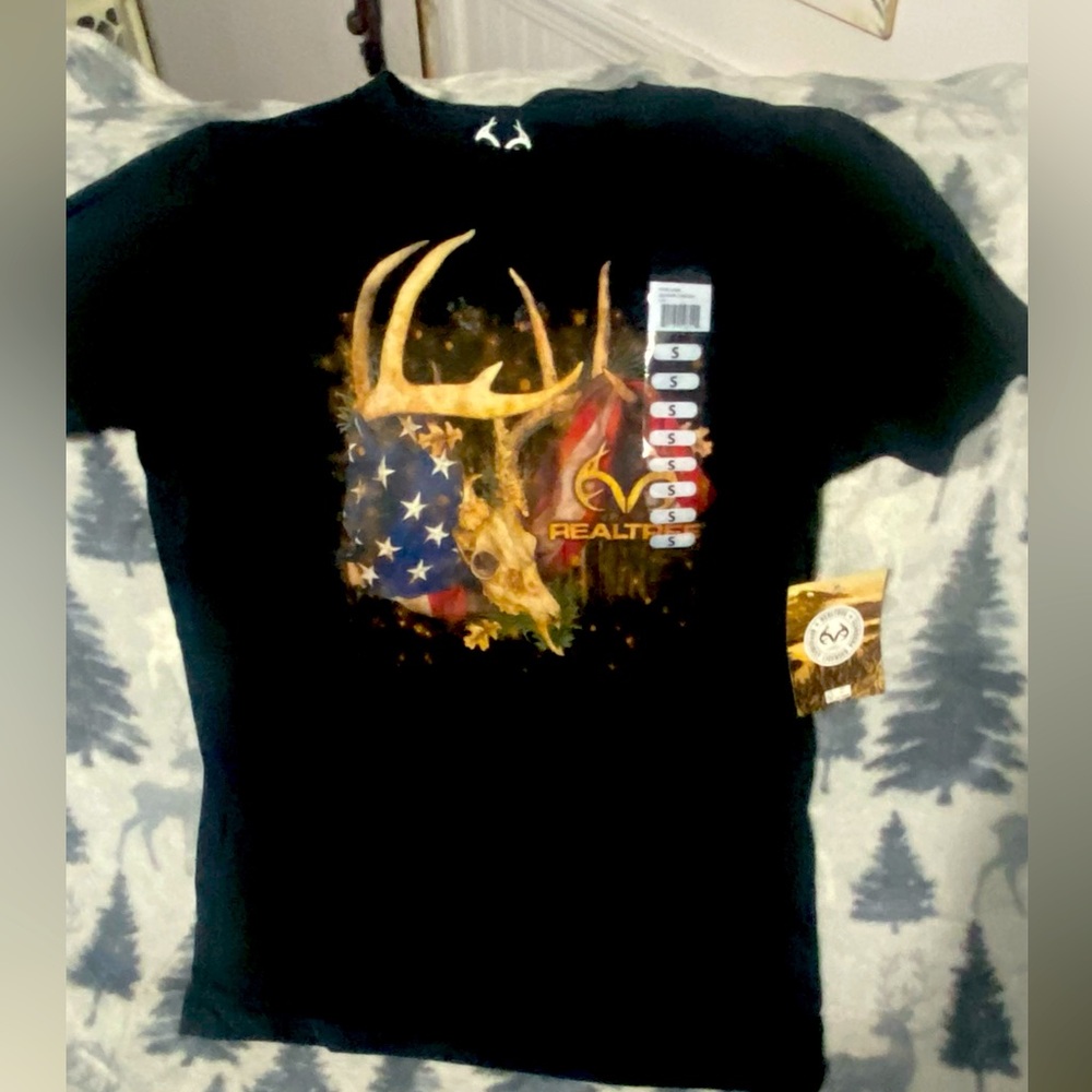 Real Tree T Shirt Size Small New With Tags